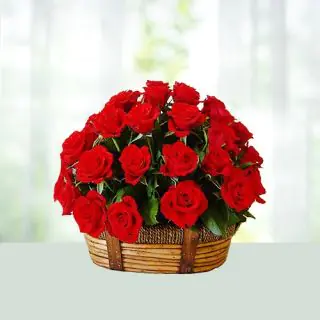 basket of 15 red roses 