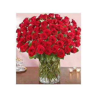 100 red roses exclusive vase arrangement 