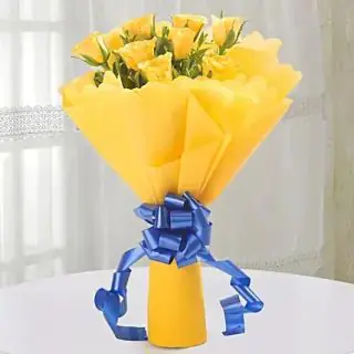 Bunch of 12 yellow roses