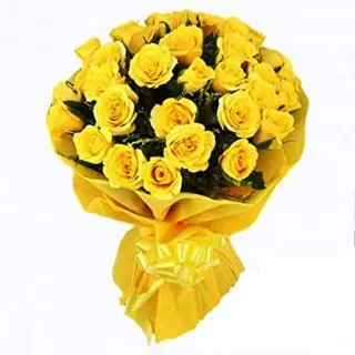 Bunch of beautiful 12 yellow roses set