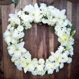 wreath of white mix flowers condolence 