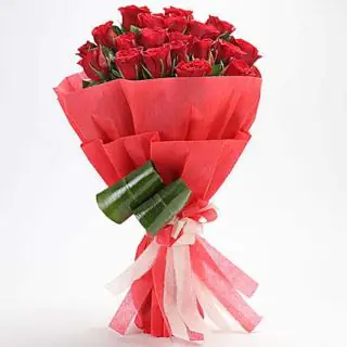 30 red roses hand bouquet 