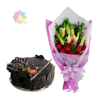 Bunch of red roses with fresh lilies and 1 pound chocolate fantasy cake 