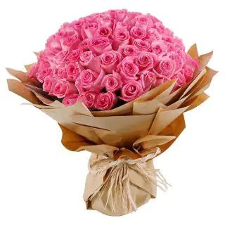 Beautiful hand bouquet of 100 pink roses  