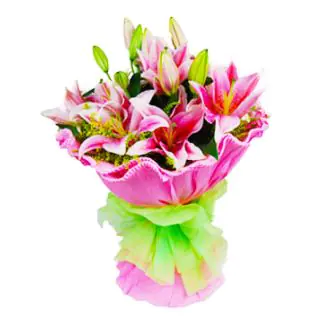Bouquet of 5 pink lilies with special packing 