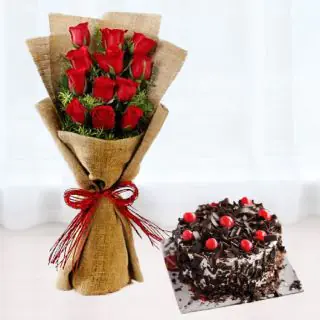 Bunch of 10 red roses in jute packing with half kg black forest cool cake 