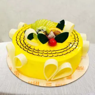  designer pineapple cool birthday cake 