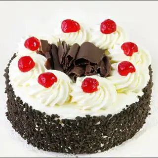 Black Forest Fresh Cream Cake 1 kg