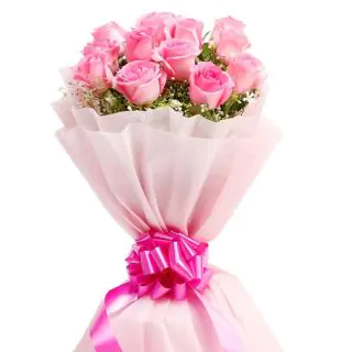 Bunch of 12 pink roses