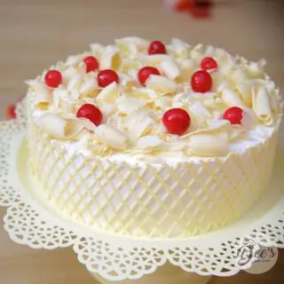  premium quality white forest fresh cream cake 