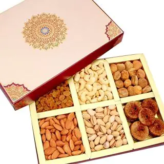 Box of half kg assorted dryfruits 