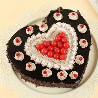 Heart Shape Black Forest Cake1 kg Fresh Cream Cake