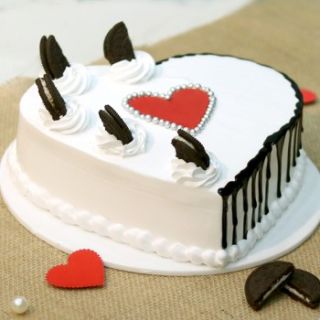 heart shape chocolate cake 