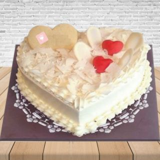 heart shape premium white forest cool cake 