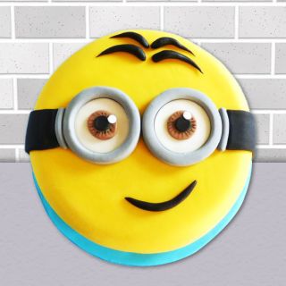  minion cake in chocolate flavour  