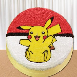 pokemon fresh cream cake in choco vanilla flavour 