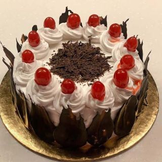  premium black forest cool cakes