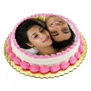 strawberry photo cake 