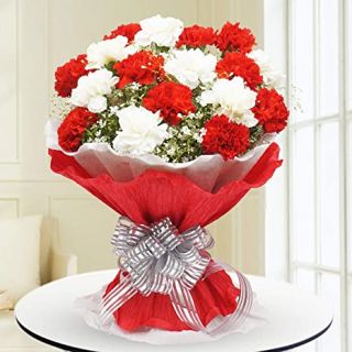 20 red and white roses&carnations