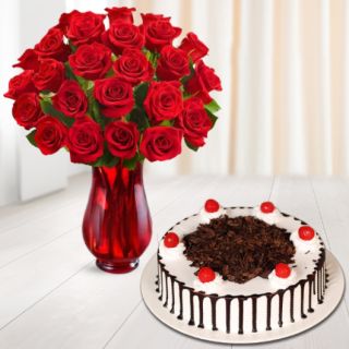 20 red roses in glass vase with black forest cakes