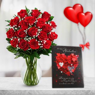 20 red roses in glass vase with valentine day greeting card with pair of 2 heart shape balloons 