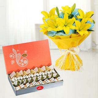 Bunch of 10 yellow lilies with 1 kg assorted sweets