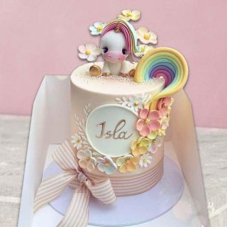butterscotch flavour unicorn theme cake for 1st birthday 