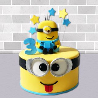 minion fondant cake in chocolate  flavour 