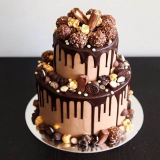 2 storey chocolate explosion cake in 3 kg 
