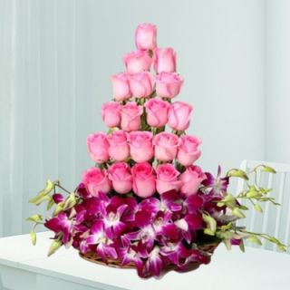 Basket Arrangement of 30 pink roses with 7 lavender orchids 