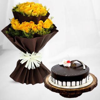 Bunch of 2 layer 30 yellow roses with choco vanilla cool cake 