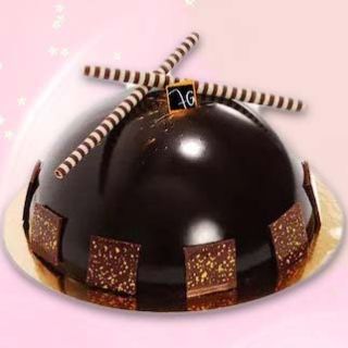 Half kg Double chocolate pinata theme cake 