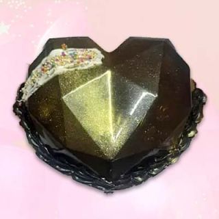 Half kg Heart shape chocolate fantasy pinata cake 