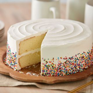 premium quality vanilla fresh cream cake 