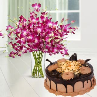 Vase Arrangement of 10 purple orchids with chocolate cashew cake 