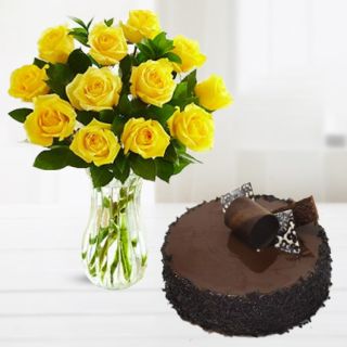 Vase Arrangement of 10 yellow roses with chocolate cool cake 