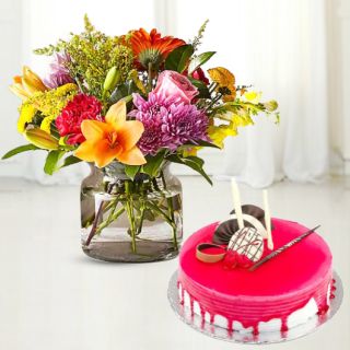 Vase arrangement of 15 mix flowers with strawberry cake 