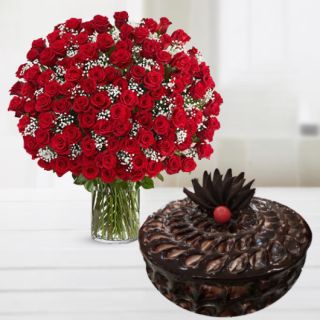 Vase arrangement of 50 red roses with chocolate fudge cake 